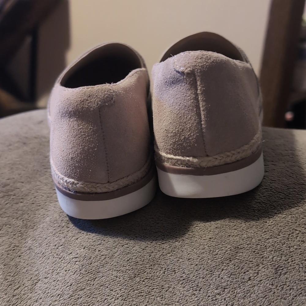 Clarks® Serena Paige Women's Slip-On Shoe - Picture 8 of 10